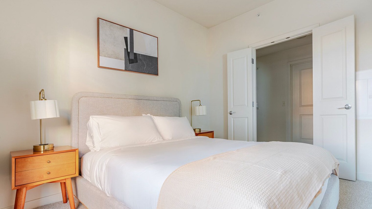 Photo of Bedroom in Clarendon