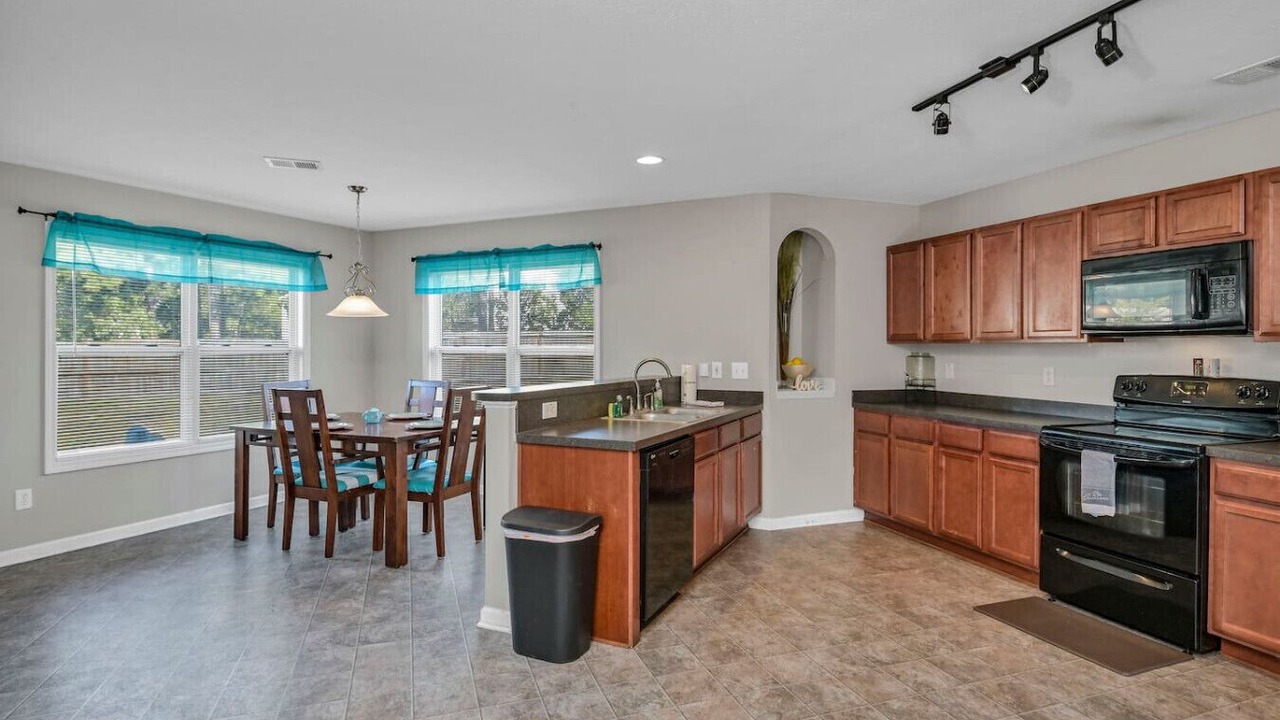 Photo of Kitchen in Huntcliff