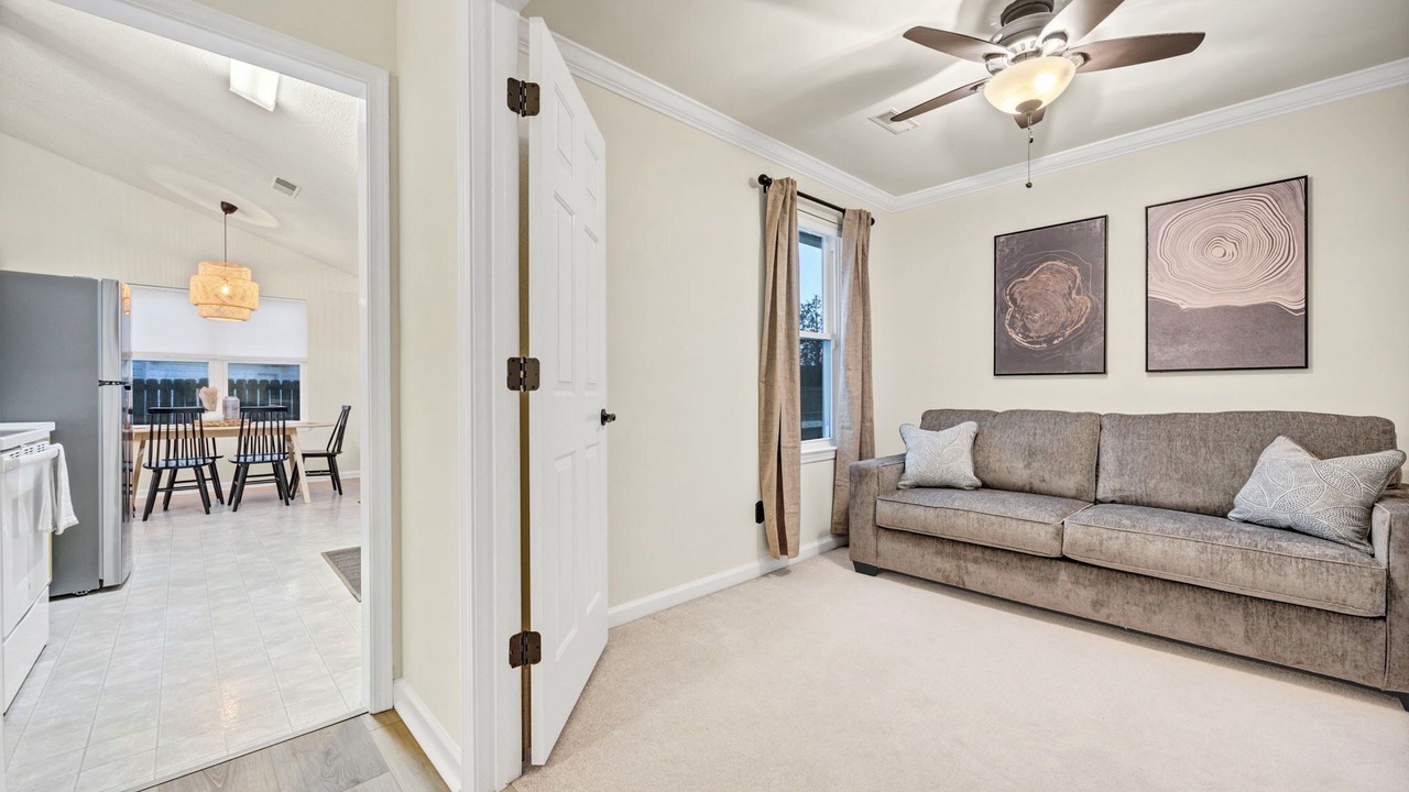 Photo of Livingroom in State Park