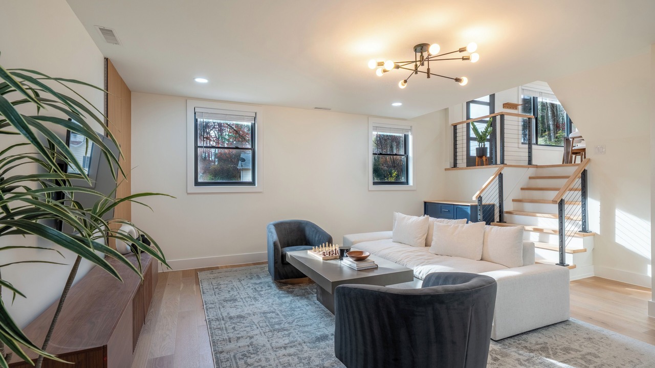 Photo of Livingroom in Charlottesville