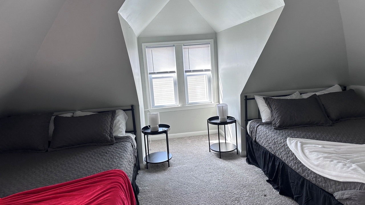 Photo of Bedroom in Rossville