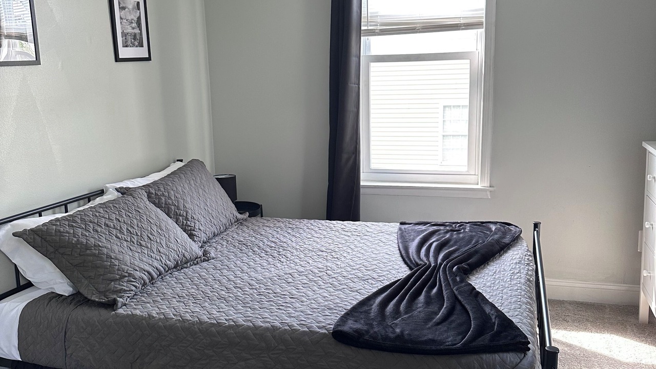 Photo of Bedroom in Rossville
