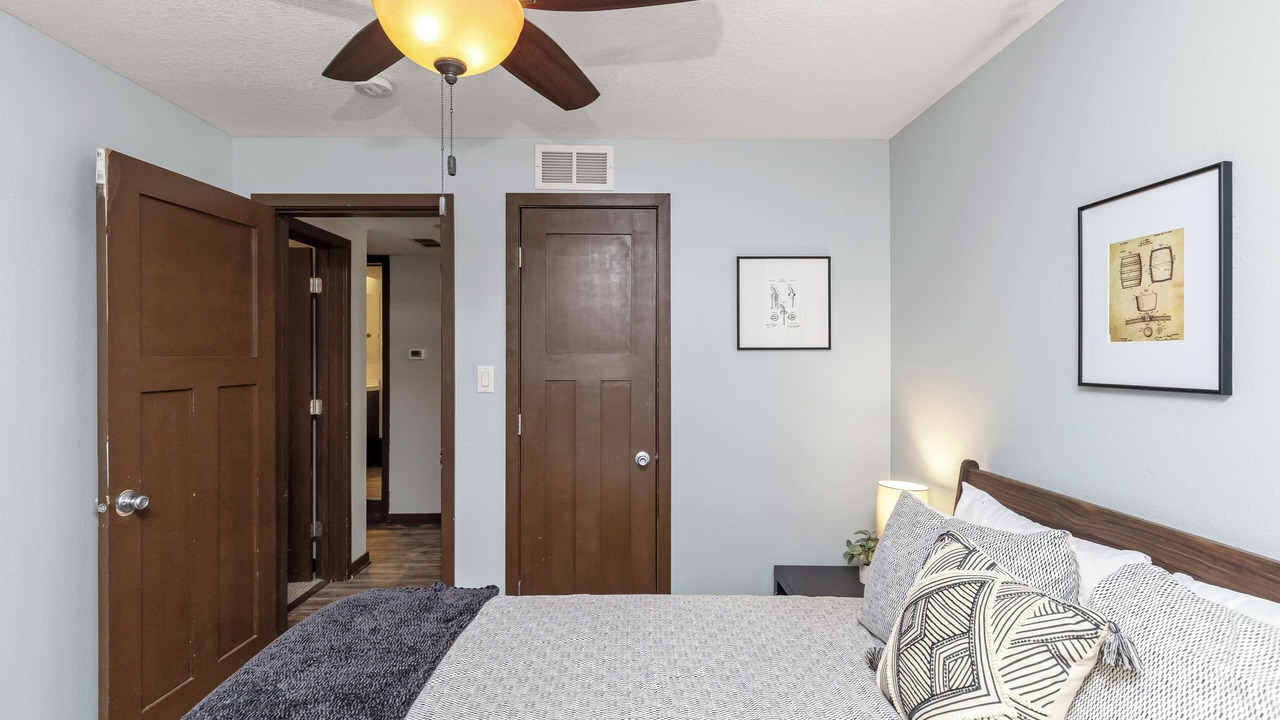 Photo of Bedroom in Des Moines
