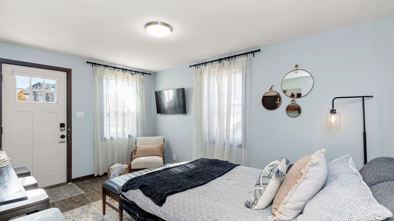 Photo of Bedroom in Des Moines