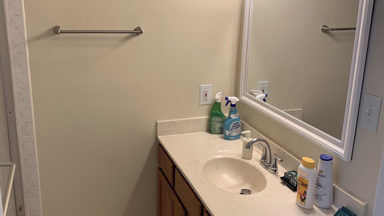 Photo of Bathroom in Aspen Hill