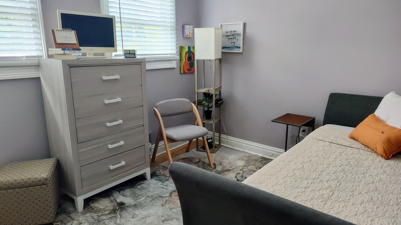 Photo of Bedroom in Neptune City