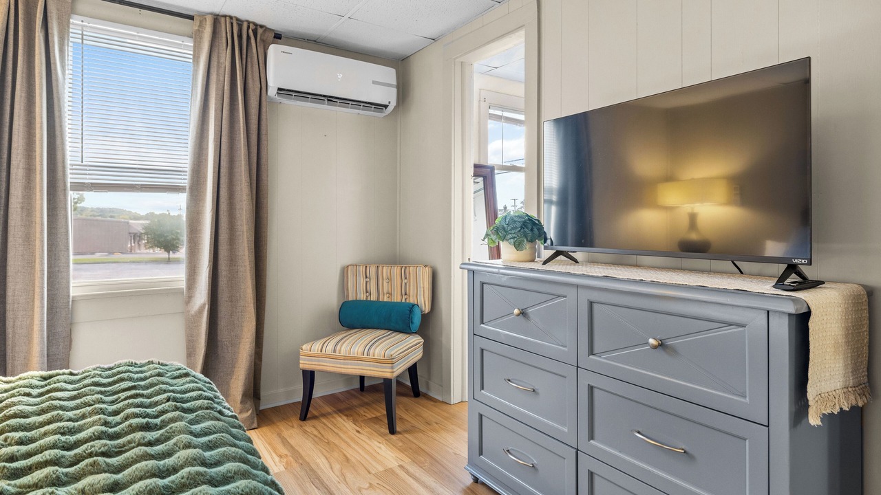 Photo of Bedroom in Alcoa