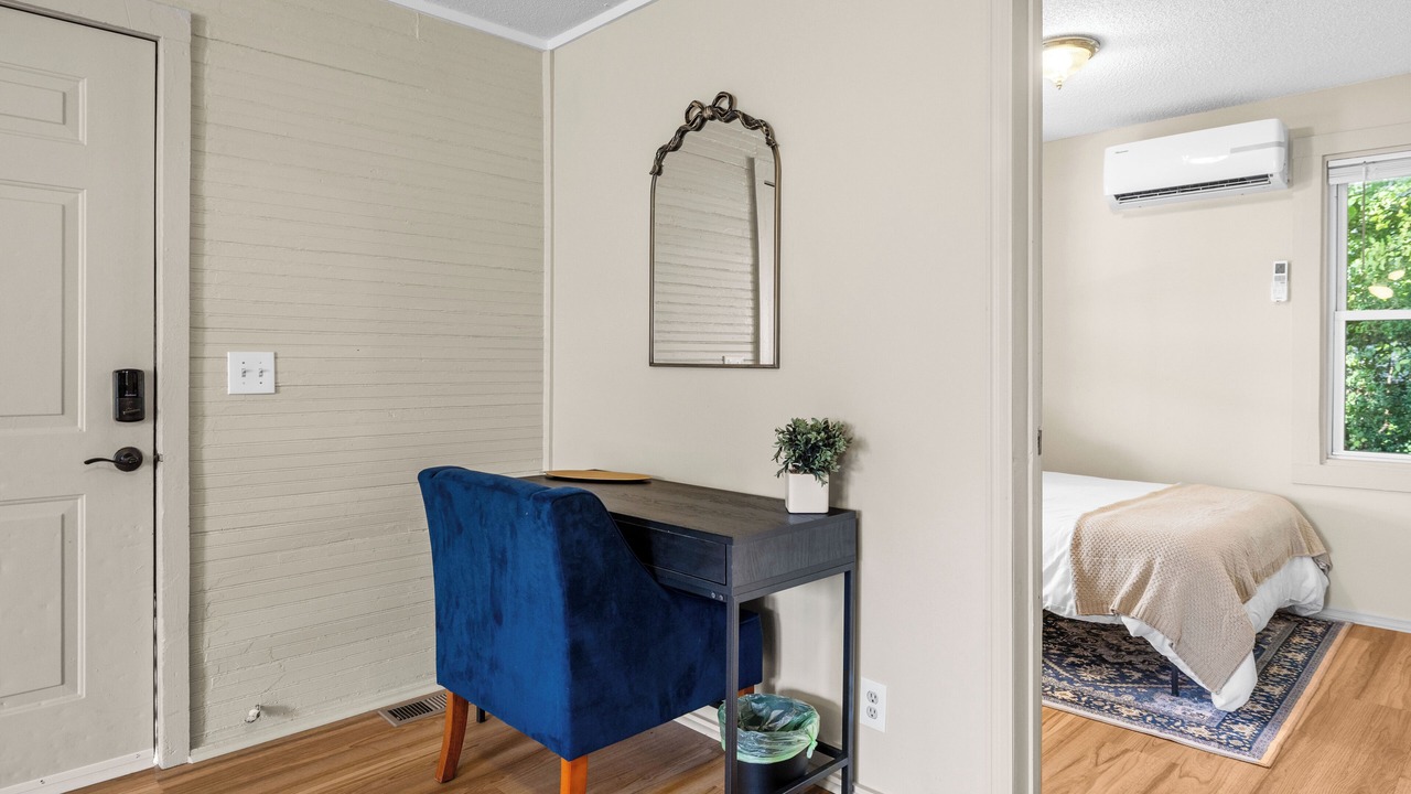Photo of Bedroom in Alcoa