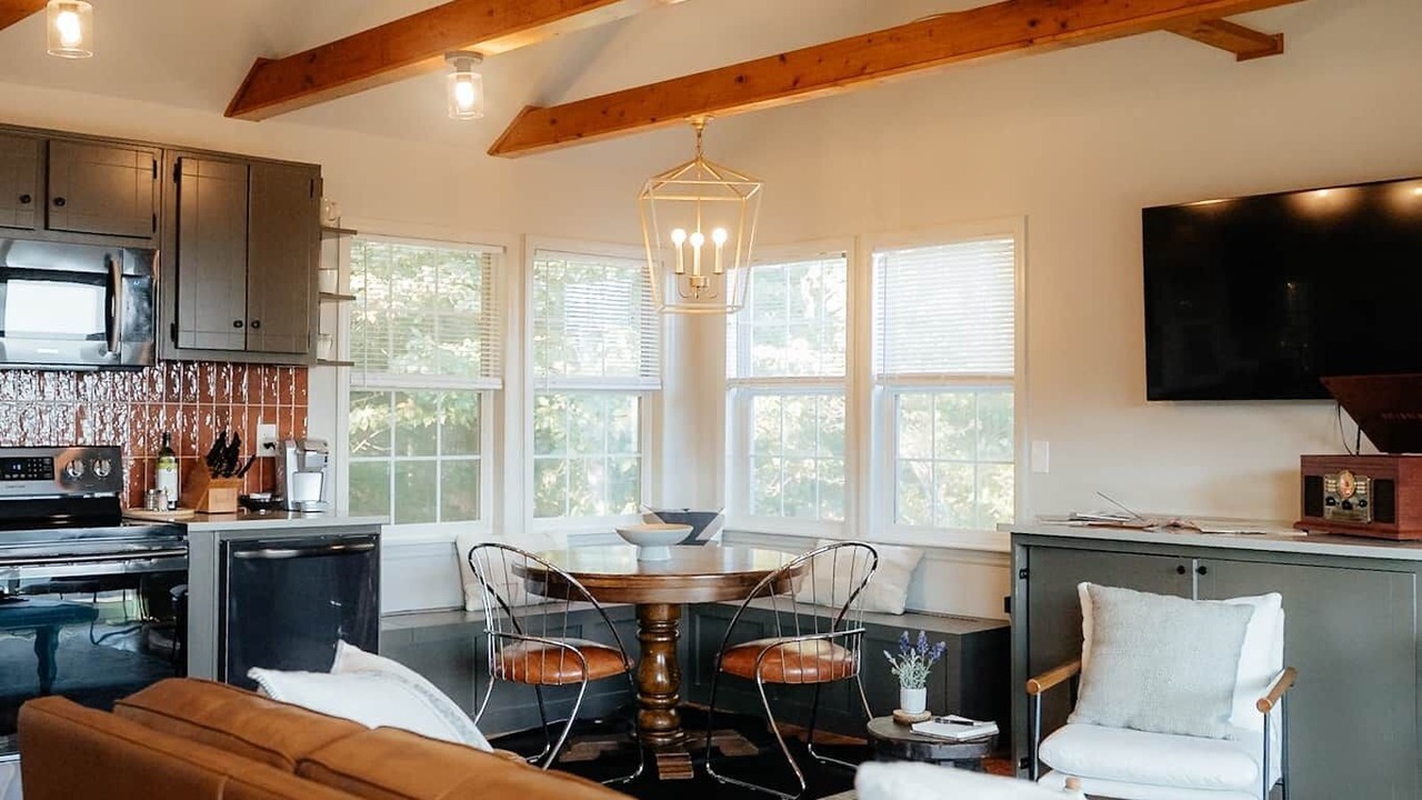 Photo of Bedroom in Menlo