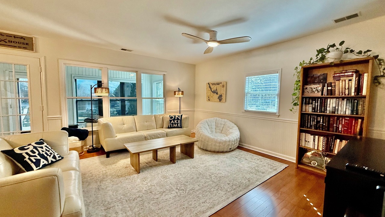 Photo of Livingroom in Cross