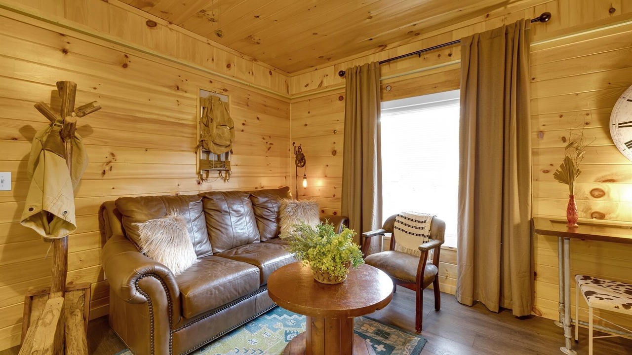 Photo of Livingroom in Valley Head