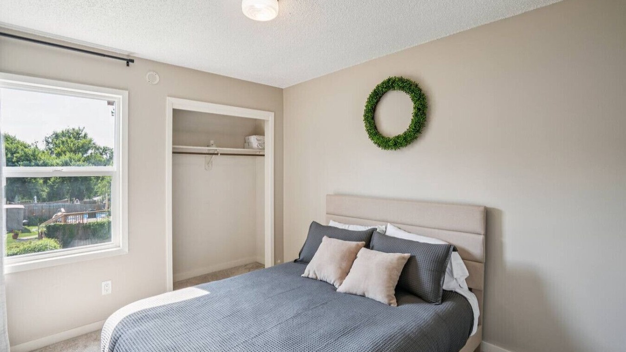 Photo of Bedroom in Greater South Side