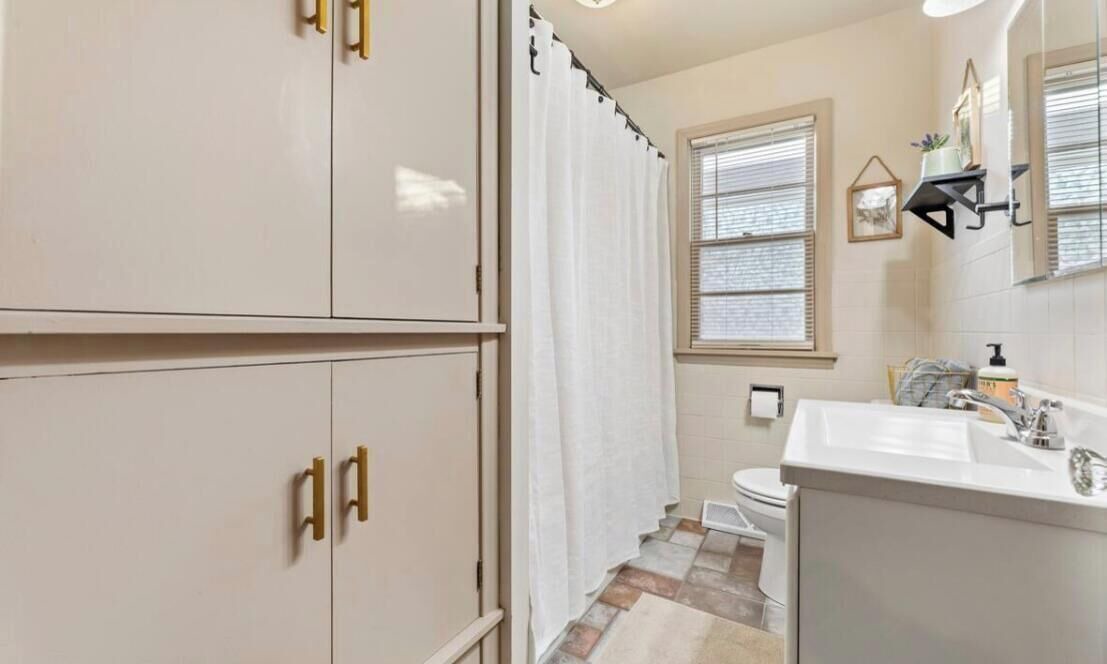 Photo of Bathroom in Council Bluffs