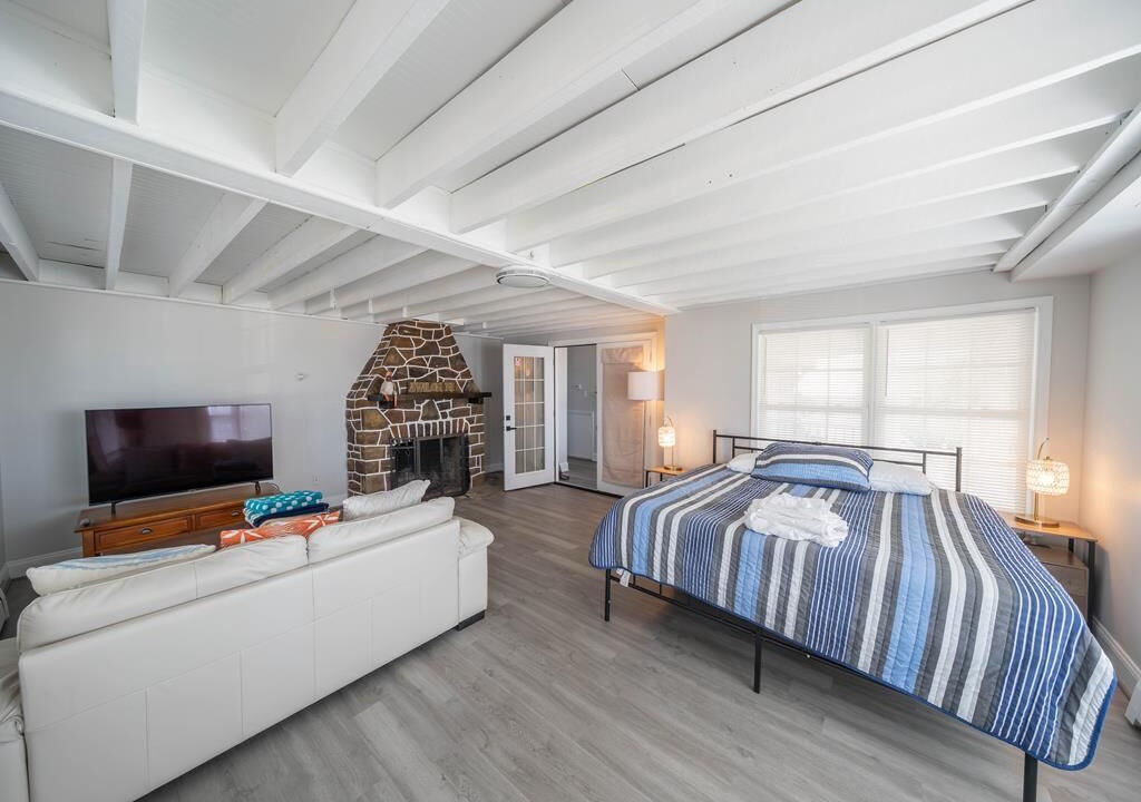 Photo of Bedroom in Cape May Court House