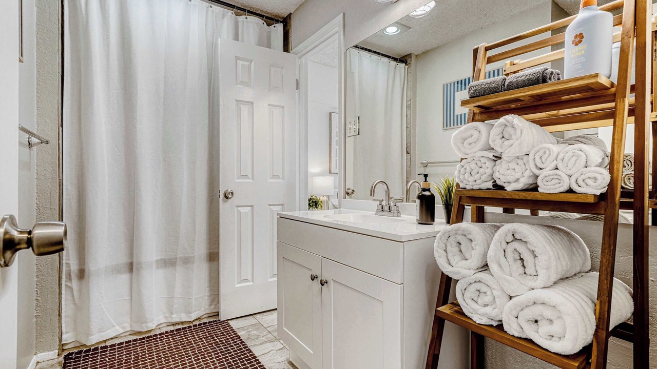 Photo of Bathroom in Wells Branch