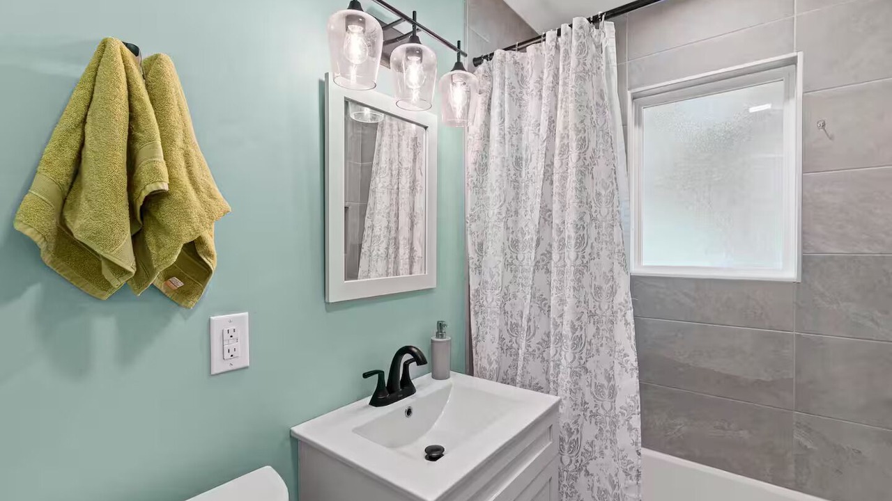 Photo of Bathroom in Carrollton