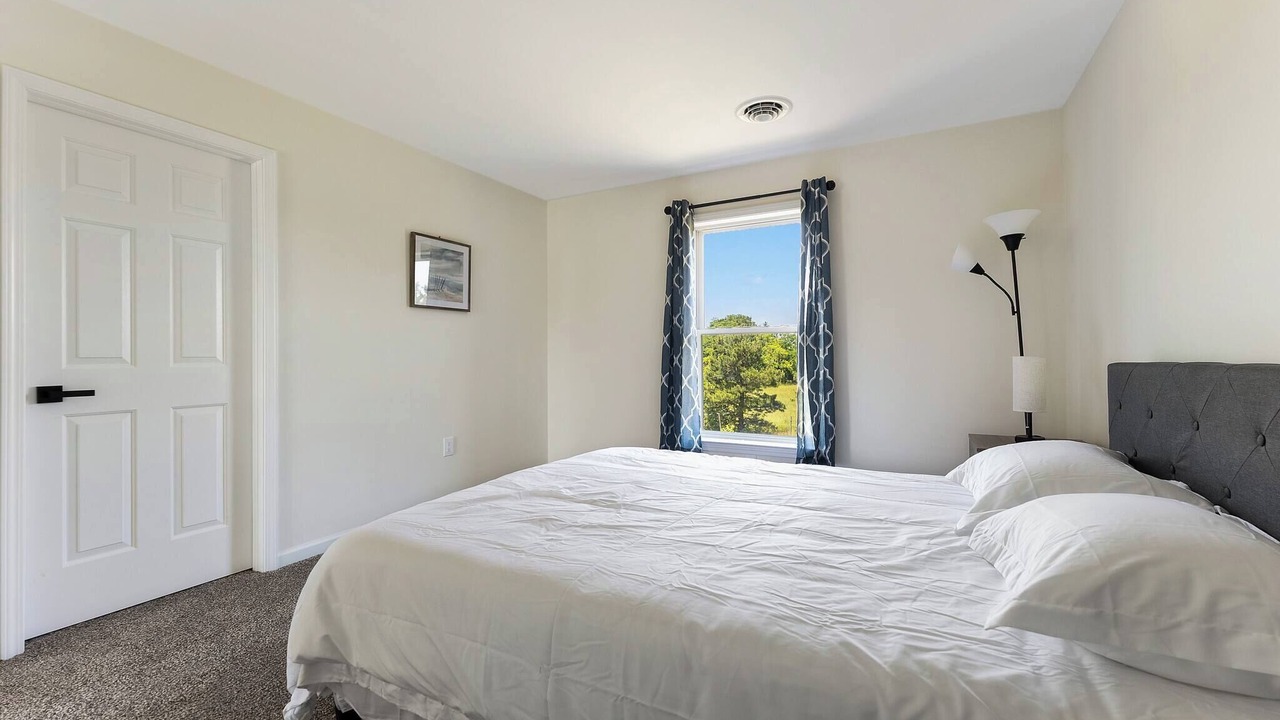 Photo of Bedroom in Dennis