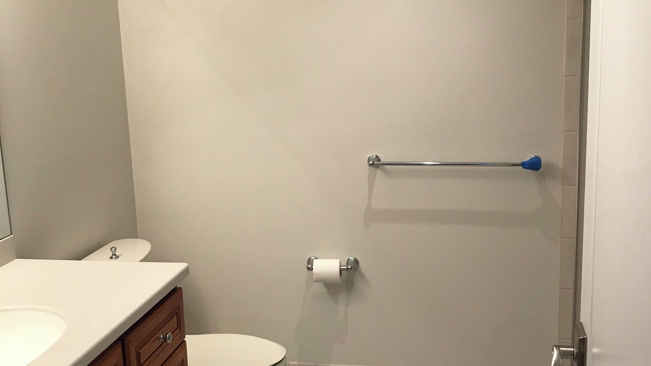 Photo of Bathroom in Avalon
