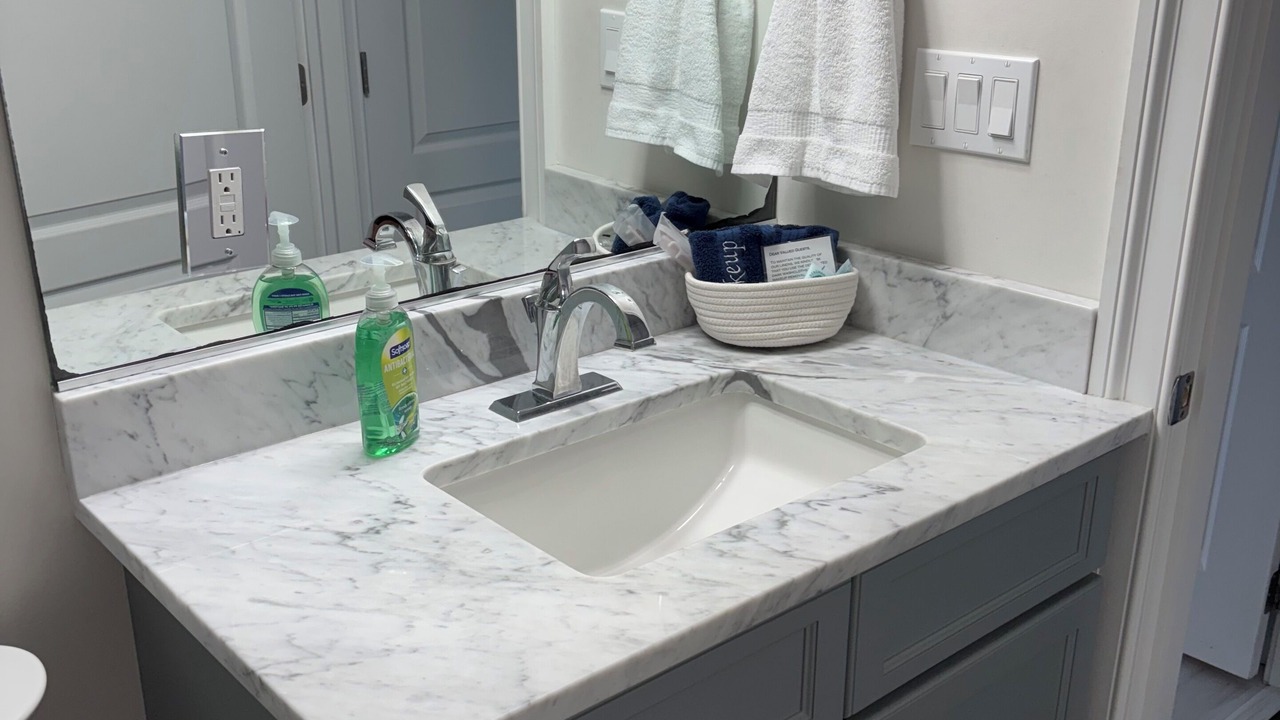 Photo of Bathroom in Avalon