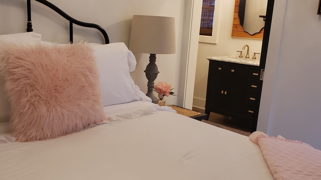 Photo of Bedroom in Rochelle