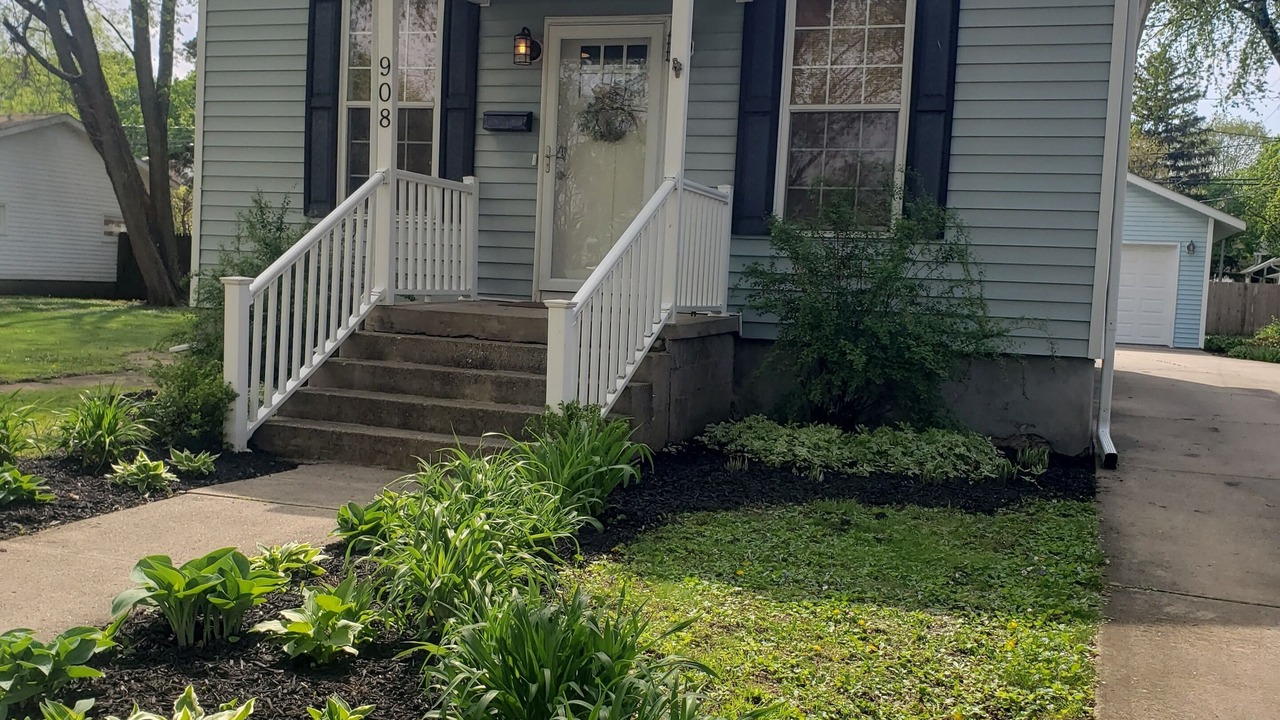 Photo of Outdoor in Rochelle