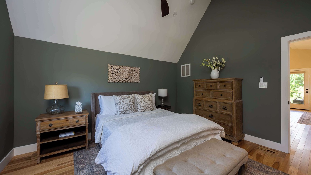 Photo of Bedroom in Cape May Court House