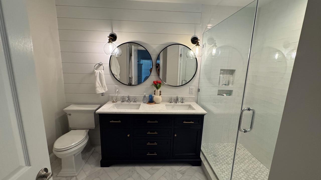 Photo of Bathroom in Stone Harbor