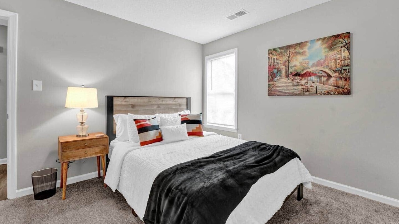 Photo of Bedroom in Ellendale