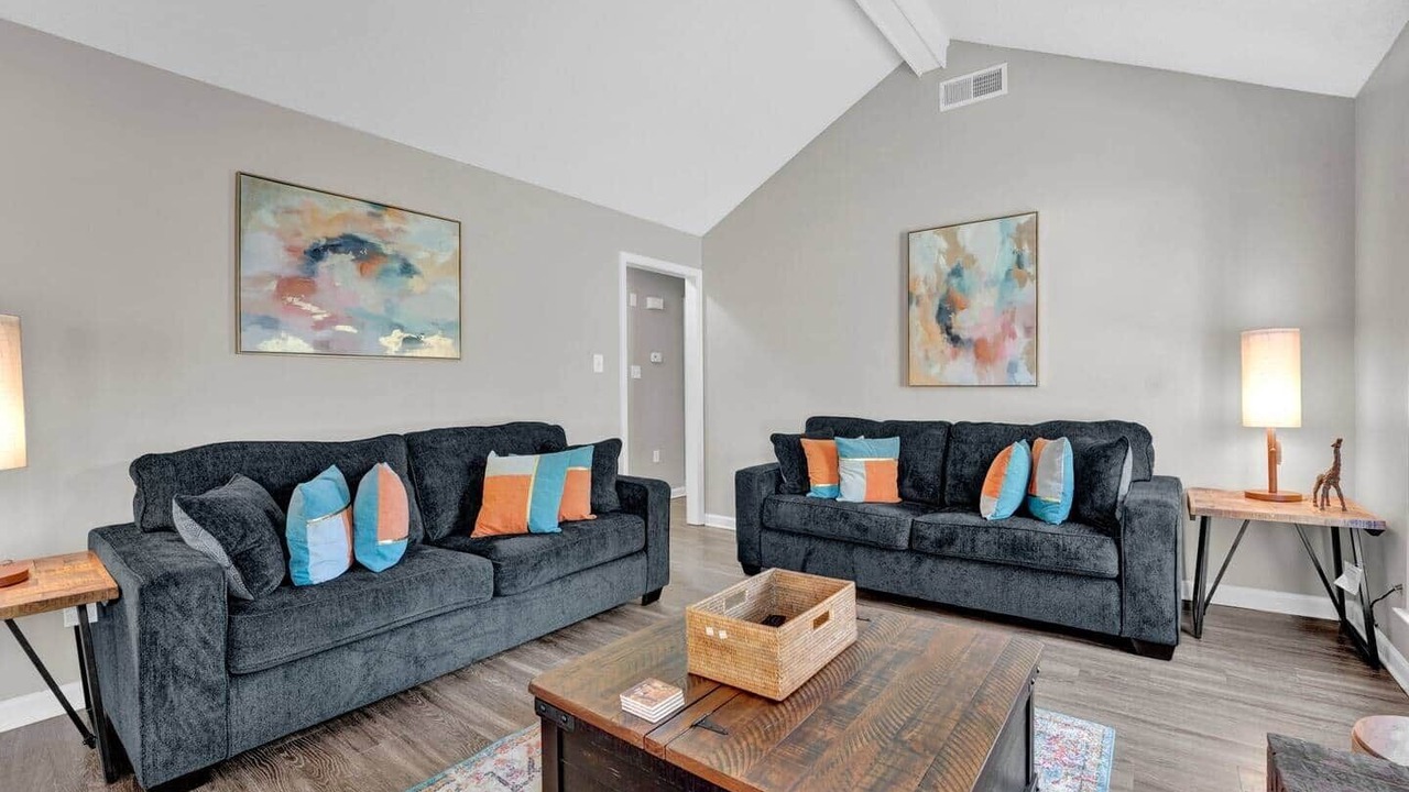 Photo of Livingroom in Ellendale