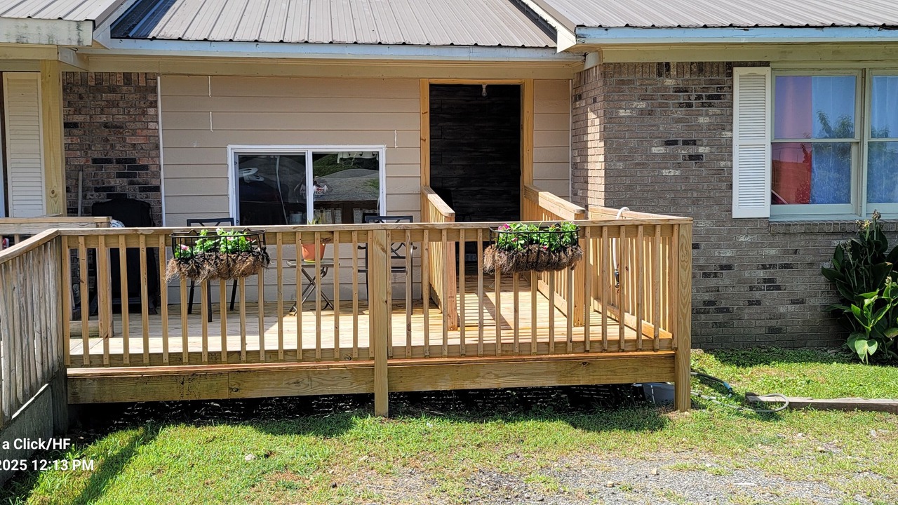 Photo of Patio Balcony in Adairsville