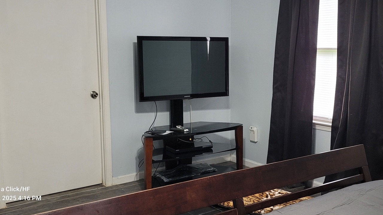 Photo of Bedroom in Adairsville