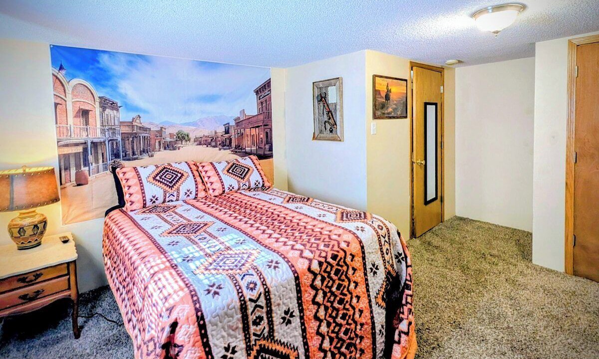 Photo of Bedroom in Des Moines