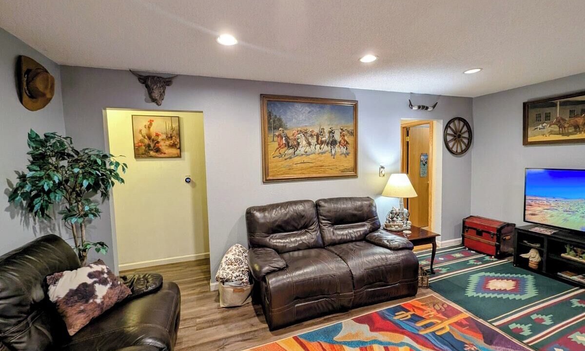 Photo of Livingroom in Des Moines