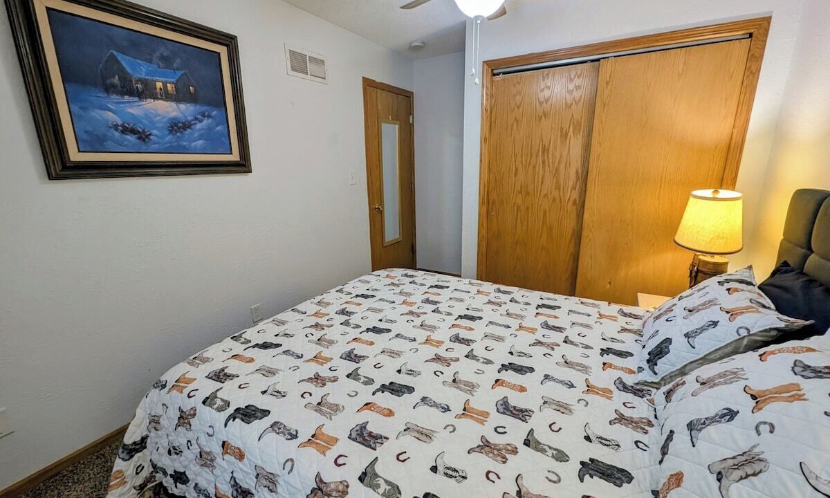 Photo of Bedroom in Des Moines