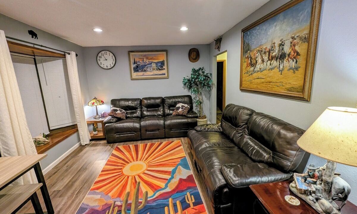Photo of Livingroom in Des Moines