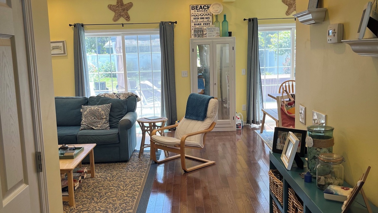 Photo of Livingroom in Asbury Park