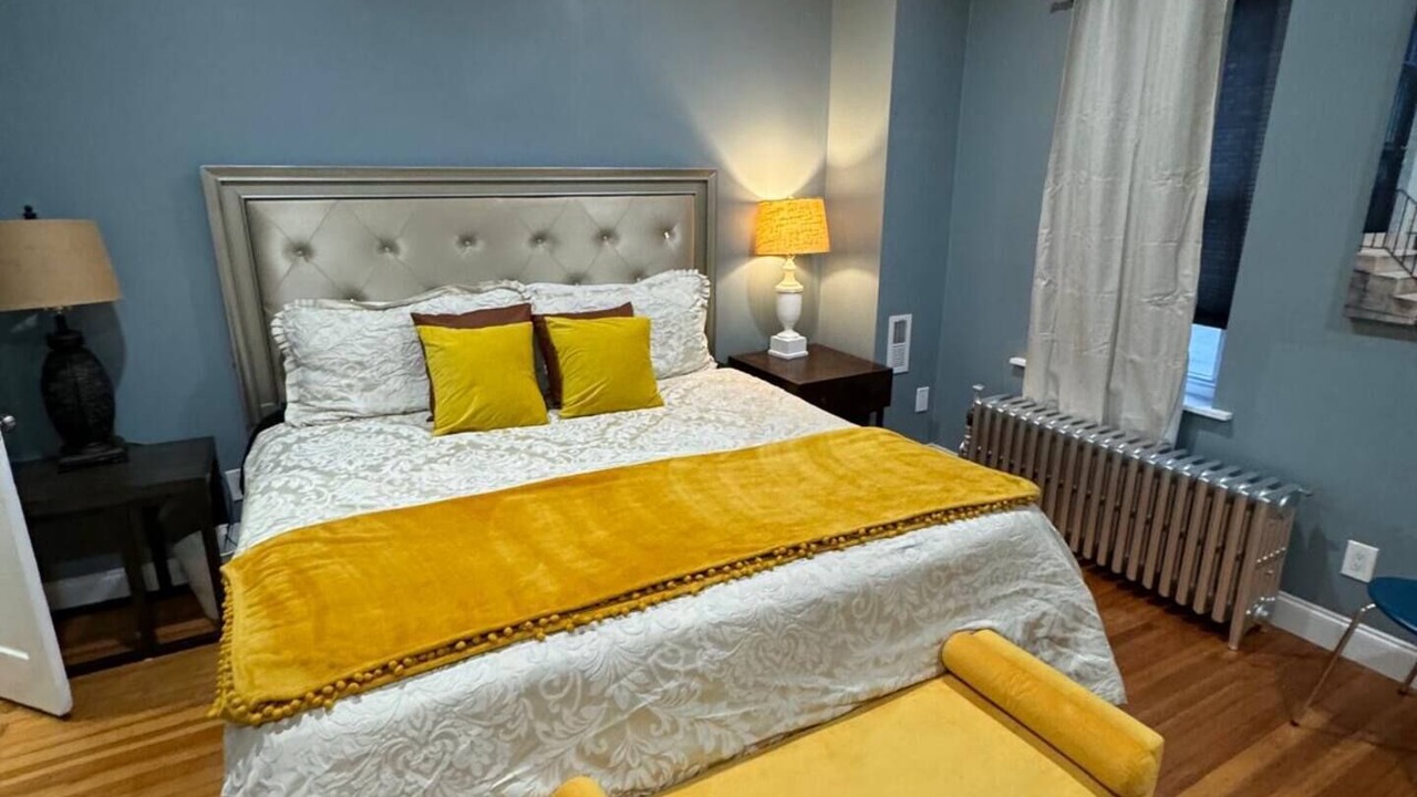 Photo of Bedroom in Little Italy