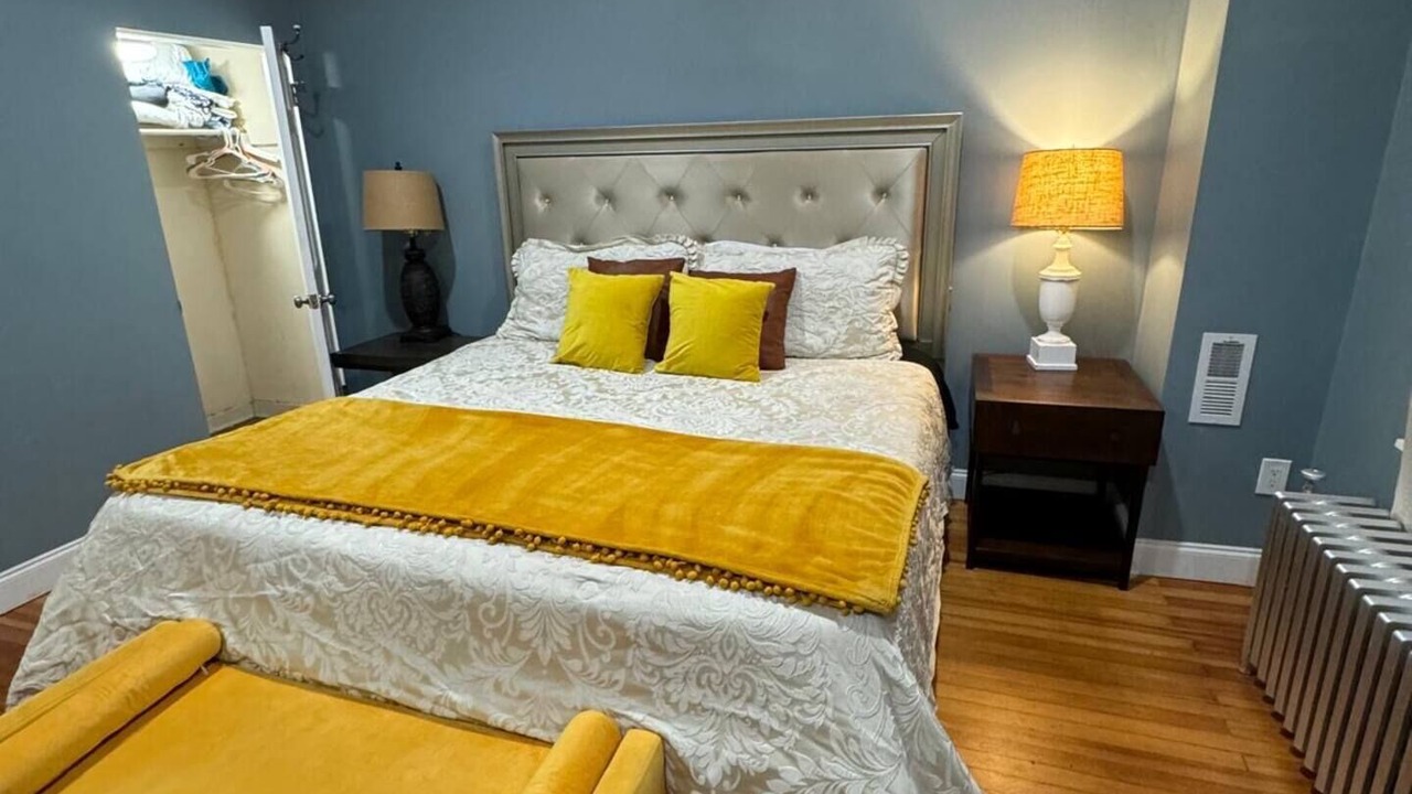 Photo of Bedroom in Little Italy