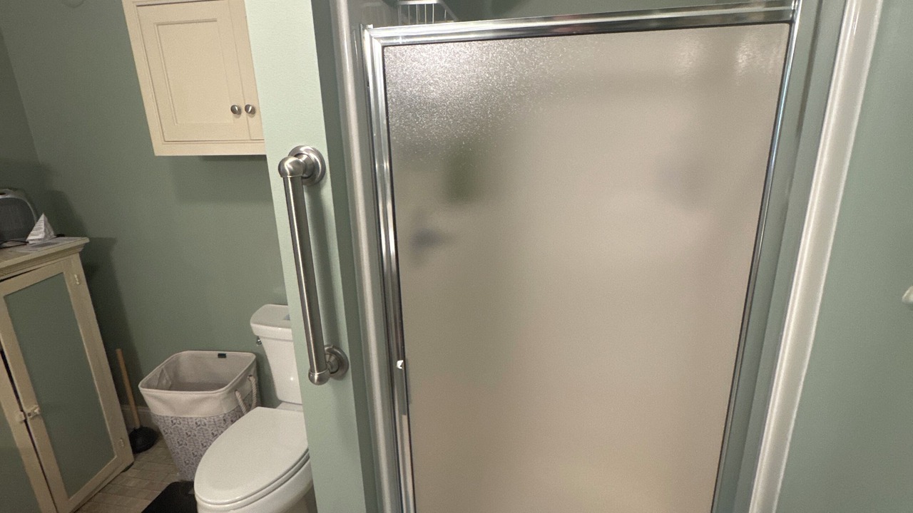 Photo of Bathroom in Pella