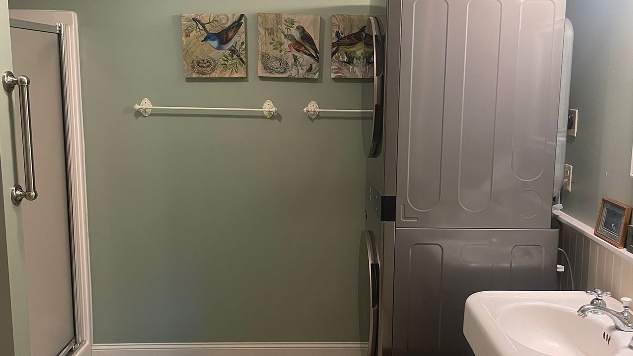 Photo of Bathroom in Pella