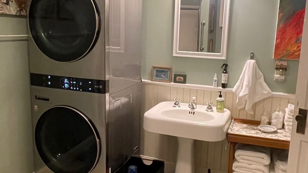Photo of Bathroom in Pella