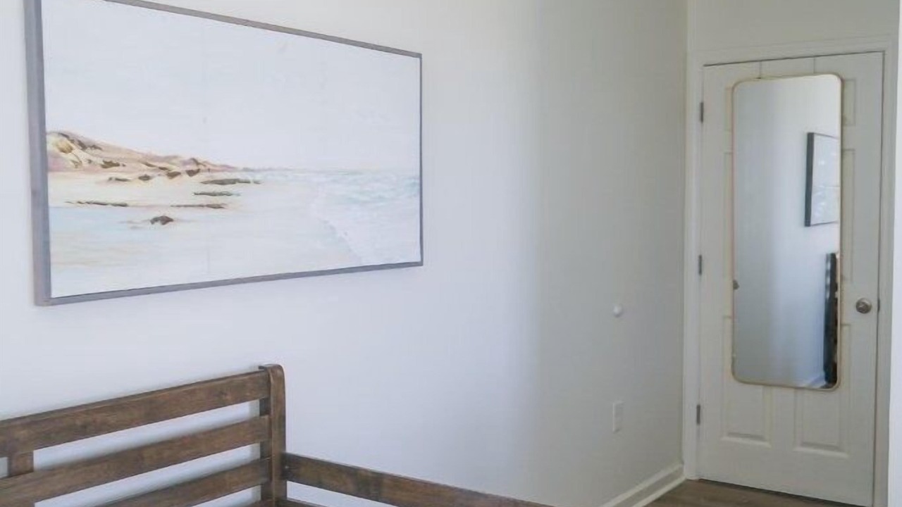 Photo of Bedroom in Mud City