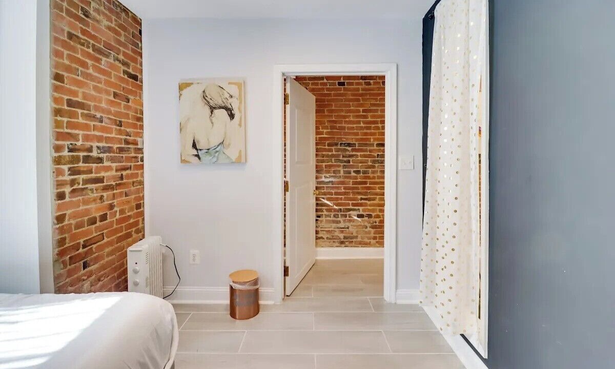 Photo of Bedroom in Truxton Circle