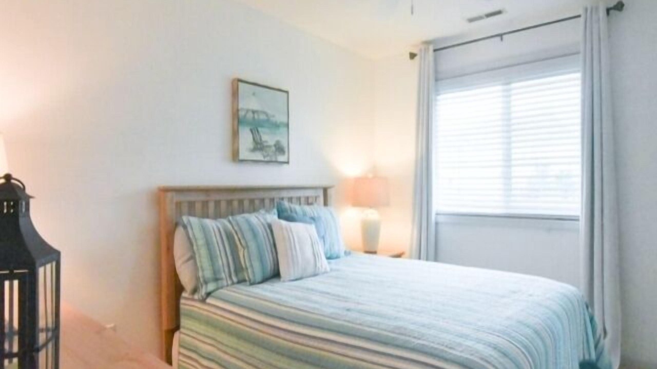 Photo of Bedroom in Heron Harbour Isle