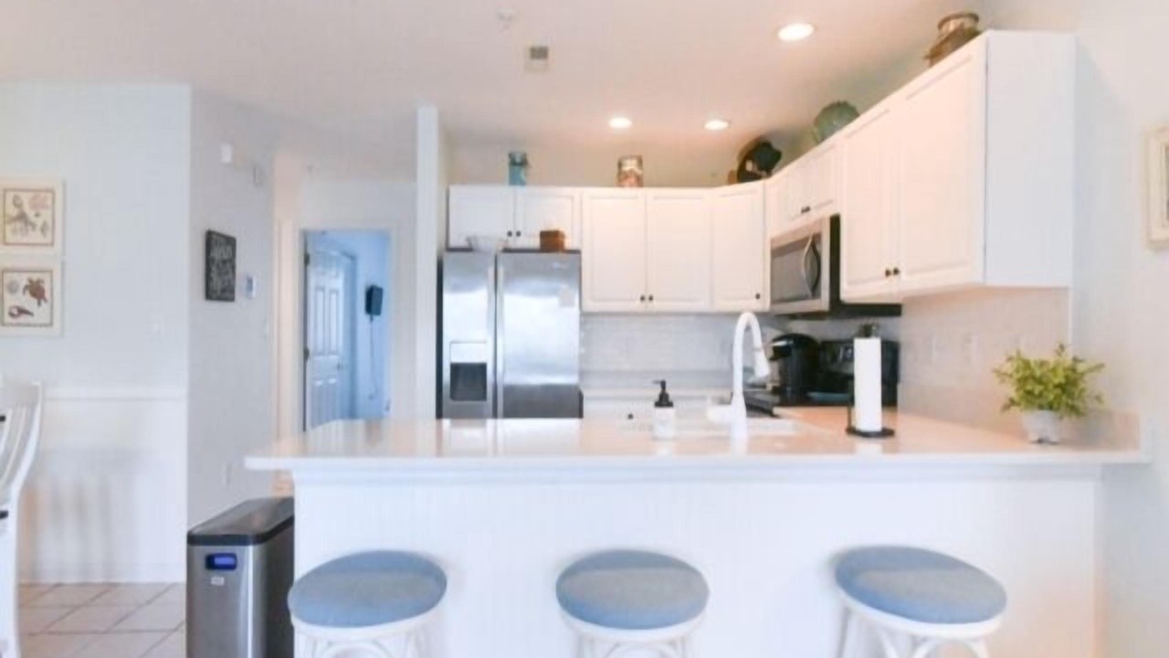 Photo of Kitchen in Heron Harbour Isle