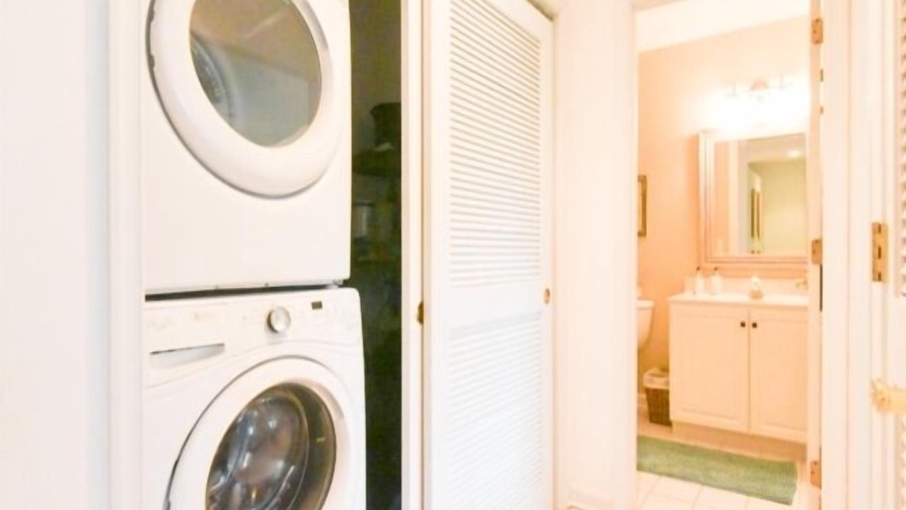 Photo of Bathroom in Heron Harbour Isle