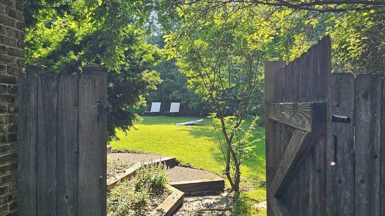Photo of Outdoor in Highwood