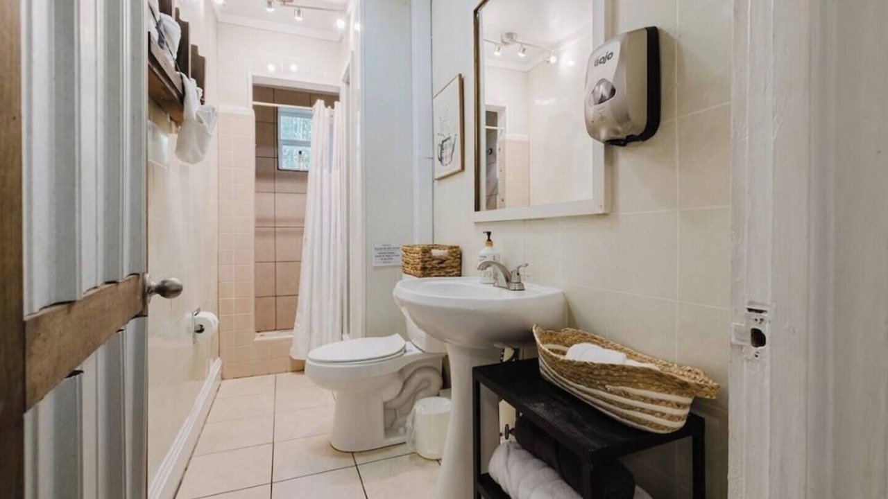 Photo of Bathroom in Fort Payne