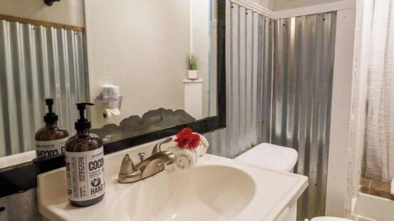 Photo of Bathroom in Fort Payne