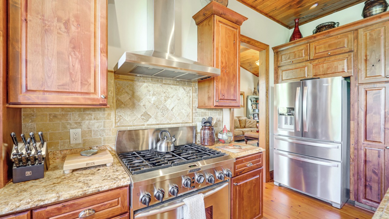 Photo of Kitchen in Beech Mountain